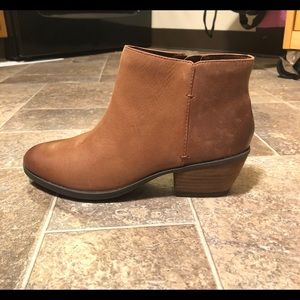 Clarks Gelata Italia Leather Ankle Boots
